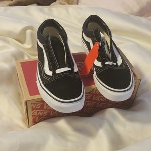 Brand new kids Vans
